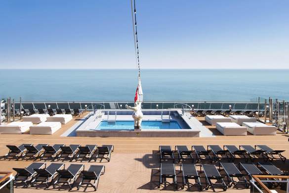 MSC Cruises MSC Bellissima Horizon Pool - Credits - MSC Rights - Ivan Sarfatti 1.jpg